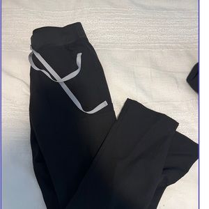 Figs High waisted Yola skinny scrub pants XXS/P